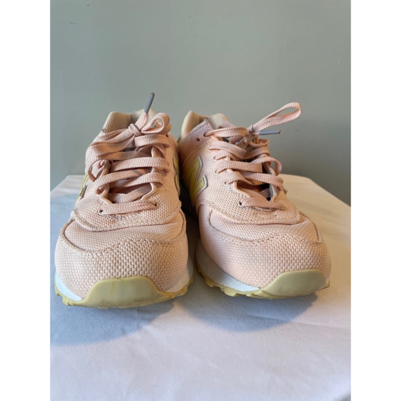 New Balance 574 Sneakers, Pink, women’s Size 8 - Picture 6 of 7